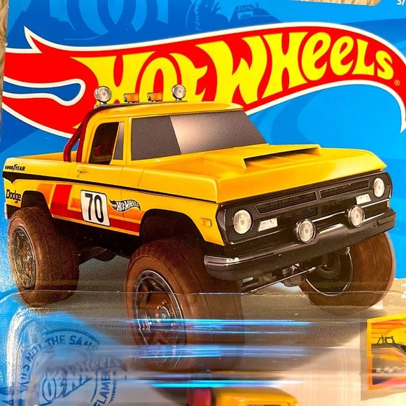 Hot Wheels Other - Hot Wheels - 1970 Dodge Power Wagon “Baja Blazers” Toy Car Model